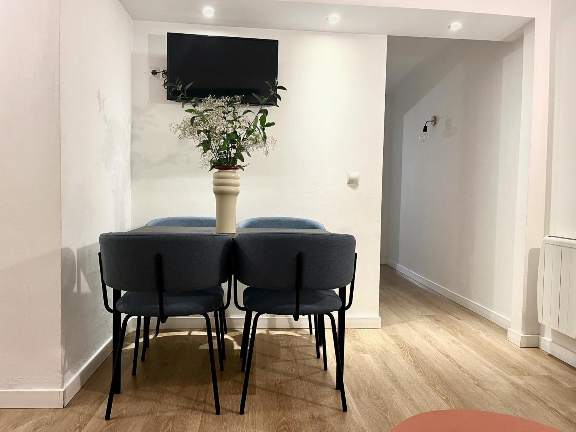 Apartamento Puerta Del Camino 5 - Patio Y Wifi Bilbao Dış mekan fotoğraf